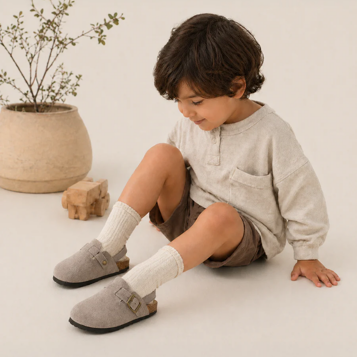 Kids Clogs by Luxenne