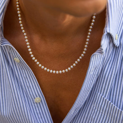 Classic Pearl Necklace