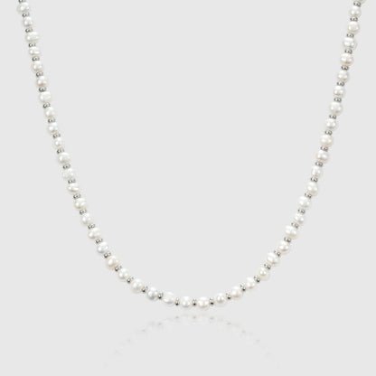 Classic Pearl Necklace