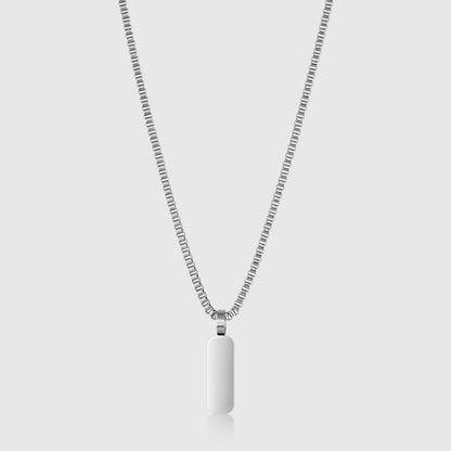 Minimal Pendant & Box Chain